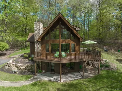 314 Bougher Hill Rd, Williams Twp, PA 18042