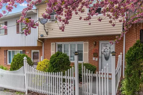 807 8th St, Bethlehem, PA 18015