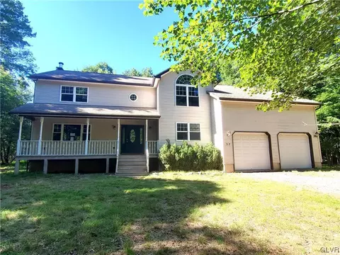37 Surrey, Penn Forest Twp, PA 18210