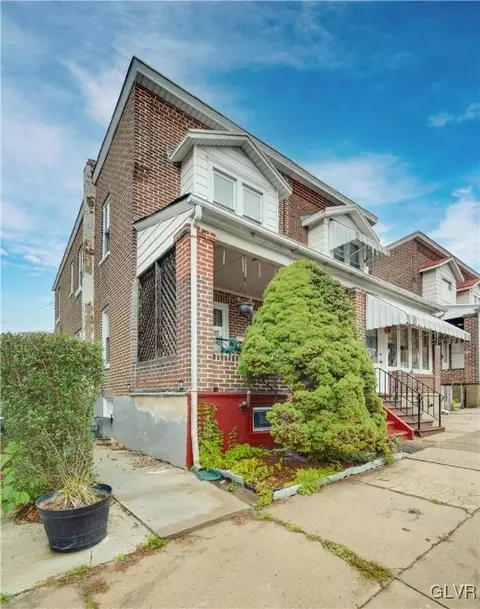 231 Elm St, Allentown, PA 18109 photo 3