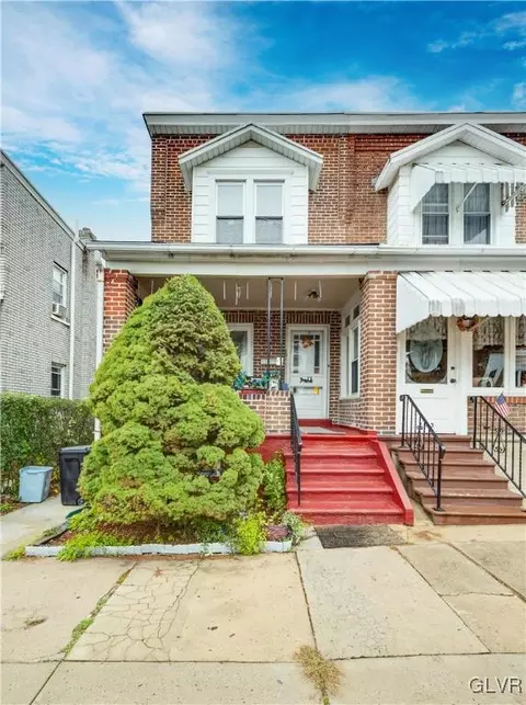 231 Elm St, Allentown, PA 18109 photo 2