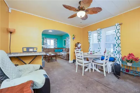 231 Elm St, Allentown, PA 18109 photo 6