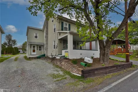 318 Fairyland Rd, Lehighton, PA 18235