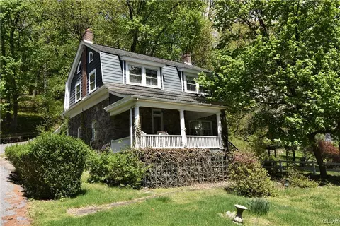 1005 Hillside Ave, Easton, PA 18042