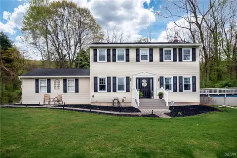 2678 Quincy Ave, Bethlehem, PA 18015