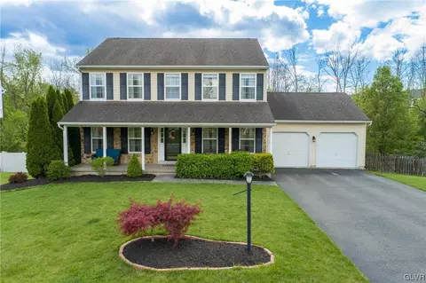 1070 Ruby Cir, Gilbertsville, PA 19525