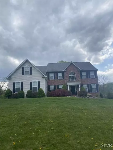 6757 Stone Croft Cir, Macungie, PA 18062