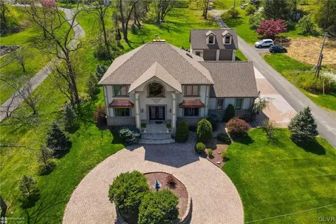 5502 Glen Rd, Coopersburg, PA 18036