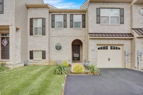 4293 Beech Dr, Nazareth, PA 18064