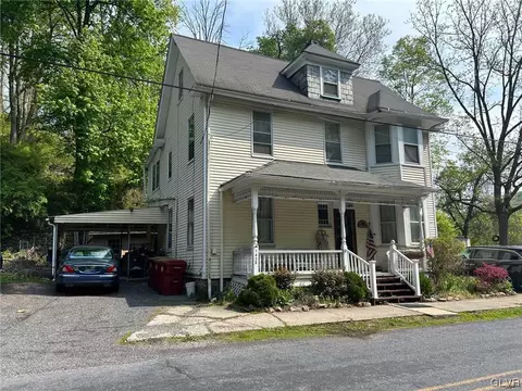 1424 Frost Hollow Rd, Forks Twp, PA 18040