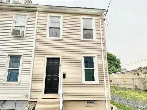 318 N Church St, Allentown, PA 18102