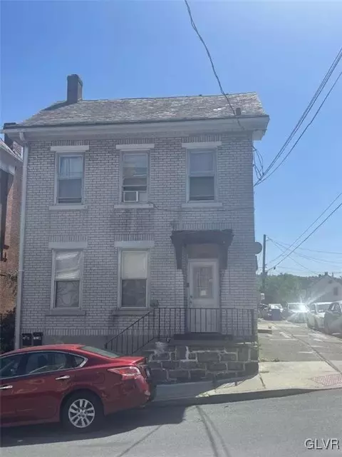 532 Fiot St, Fountain Hill, PA 18015