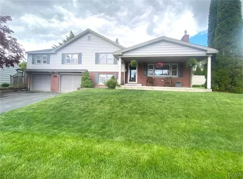 269 Hillside Ave, Nazareth, PA 18064