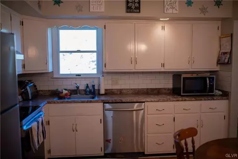 4081 Devonshire Rd, Bethlehem, PA 18020 photo 22