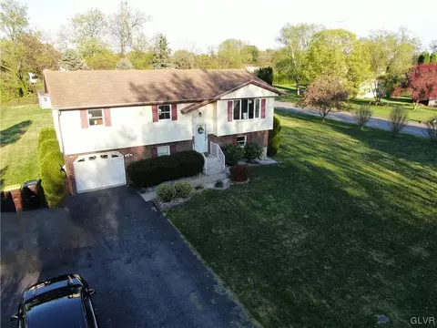 4081 Devonshire Rd, Bethlehem, PA 18020 photo 6