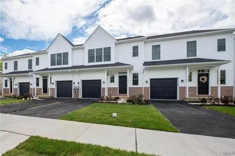 548 North St, Emmaus, PA 18049