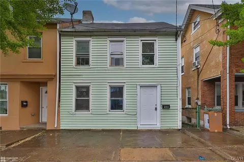 729 N Front St, Allentown, PA 18102