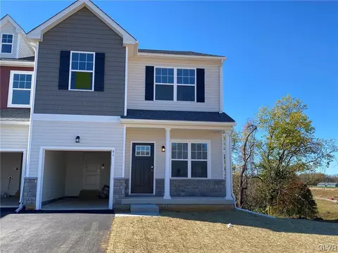 61 Timber Trl #33, Palmer Township, PA 18045