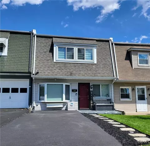 889 N Halstead St, Allentown, PA 18109