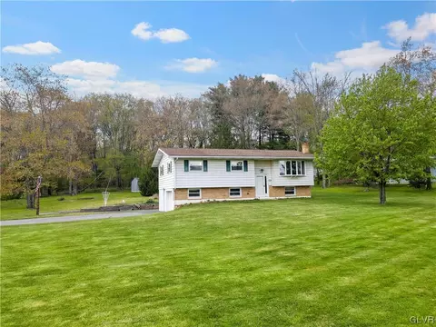249 Mahoning Heights Rd, Lehighton, PA 18235