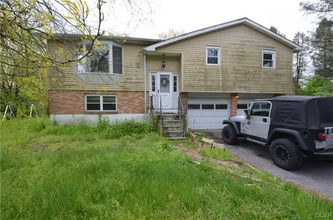 4763 Ross Valley Rd, New Tripoli, PA 18066