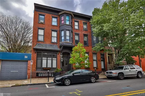 22 N 2nd St, Easton, PA 18042