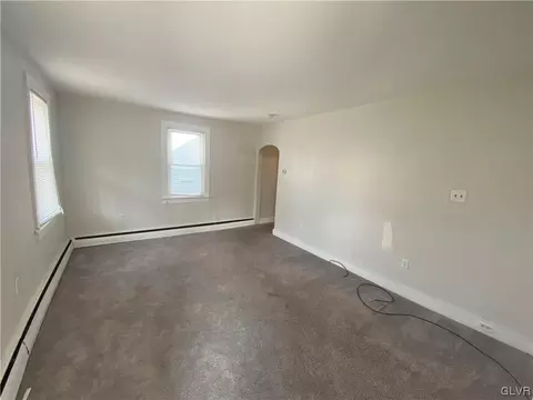 61 E Garrison St, Bethlehem, PA 18018 photo 5