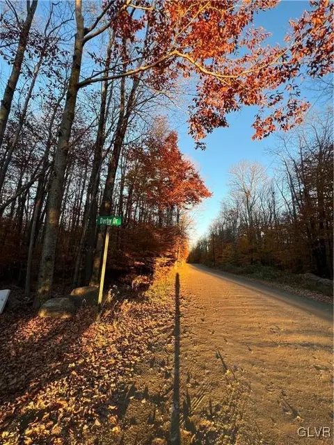derby drive #T-1/28, Wayne, PA 18445