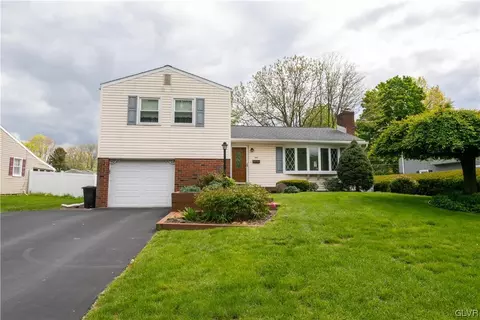 2636 Nottingham Rd, Bethlehem, PA 18017