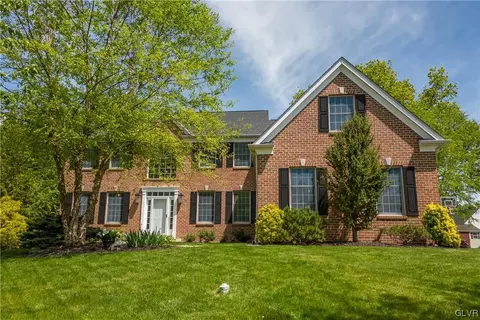 2125 Cross Creek Rd, Macungie, PA 18062