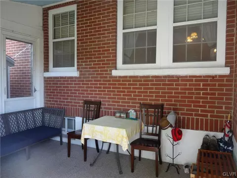 348 E Main St, Bath, PA 18014 photo 23
