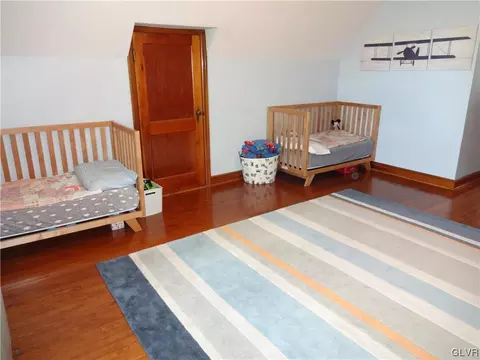 348 E Main St, Bath, PA 18014 photo 16