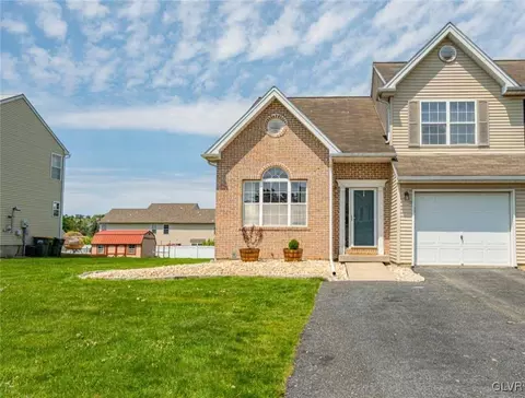 2305 Fernwood Dr, Coplay, PA 18037