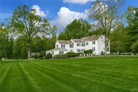 1465 Chestnut Ridge Rd, Upper Black Eddy, PA 18972