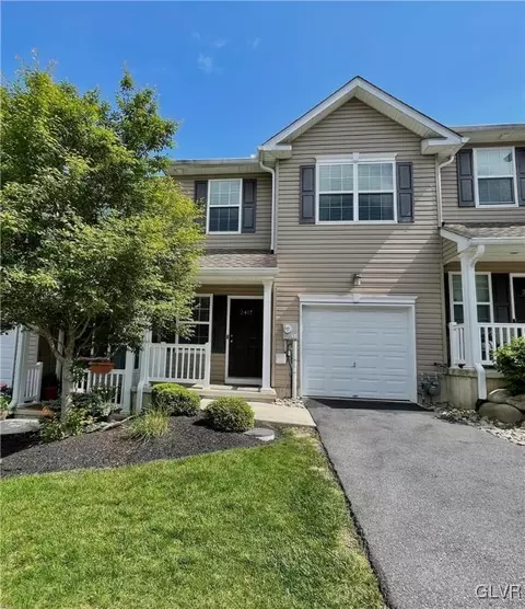 2417 Gentle Hollow Dr, Whitehall Twp, PA 18052