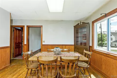 3927 E Grant St, Slatington, PA 18080 photo 23
