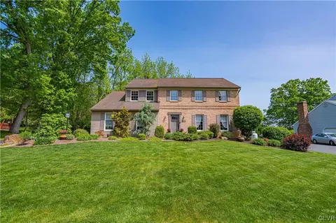 5191 Hanover Dr, Wescosville, PA 18106