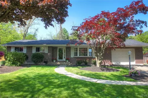 826 Kern St, Bethlehem, PA 18015