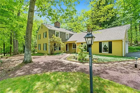 3152 Briar Rd, Center Valley, PA 18034