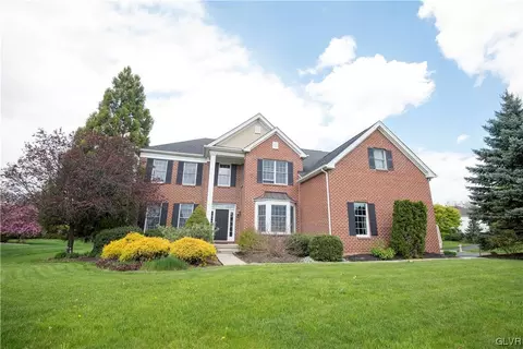 4349 Rexford Dr, Bethlehem, PA 18020