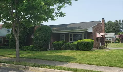 1621 W Whitehall St, Allentown, PA 18102