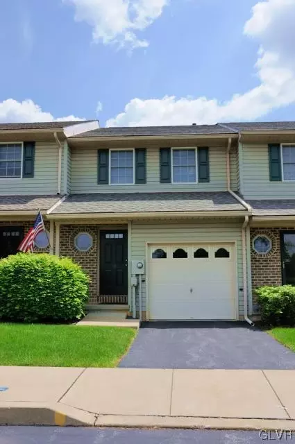 18 Brandy Wine Ct, Forks Twp, PA 18040