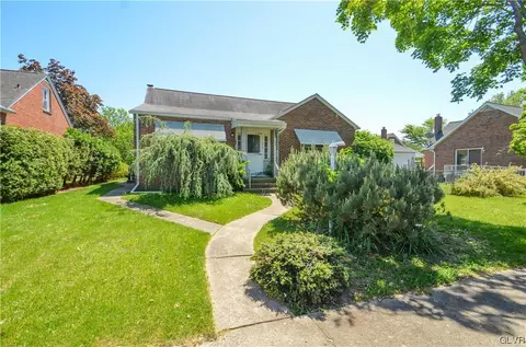 2114 E Tremont St, Allentown, PA 18109