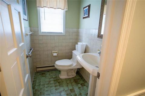 895 W Macada Rd, Bethlehem, PA 18017 | 42 Photos - Movoto