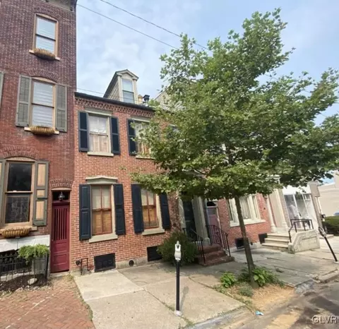 220 N 9th St, Allentown, PA 18102