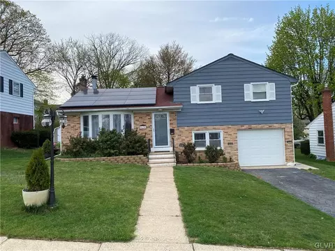 2135 W Fairview St, Allentown, PA 18104