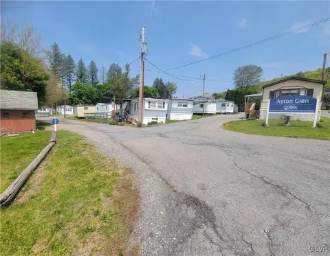 22 Court St, Lehighton, PA 18235