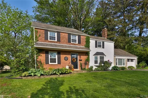 1235 Raymond Ave, Bethlehem, PA 18018