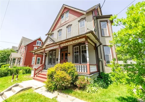 324 State St, Hamburg, PA 19526