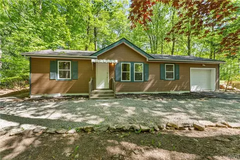 4121 Romeo Rd, Coolbaugh Twp, PA 18466